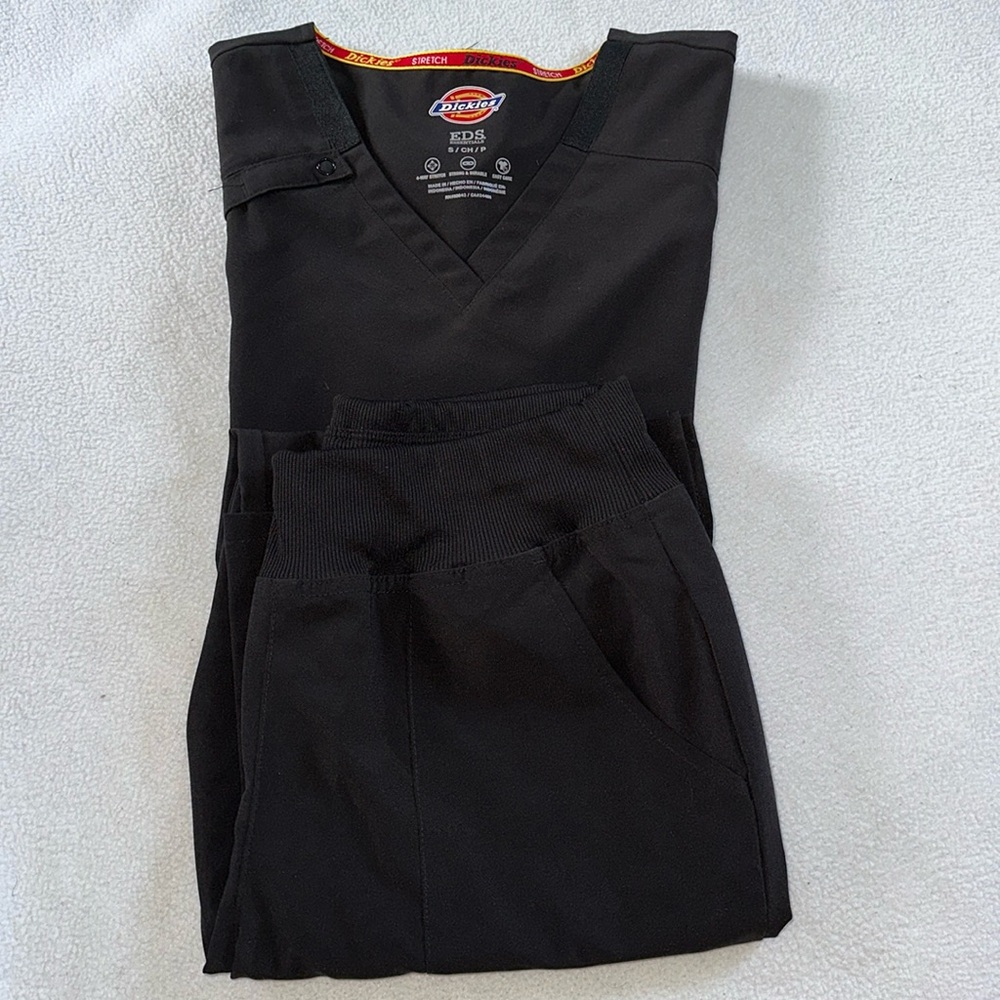 Dickies Scrub Set